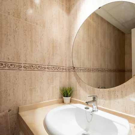 Marina De La Duquesa Apartment *
